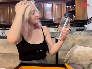 [GetFreeDays.com] UNBOXING CAJA PORNHUB ASHLEY SOY Porn Clip March 2023-3