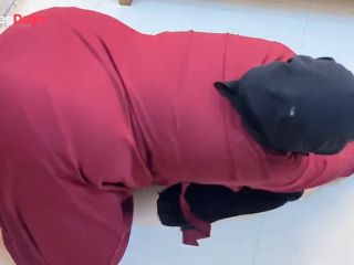 [GetFreeDays.com] Egypt Hot Stepmom Stuck Under Chair when she clean Sons Friends Room Now She Want Anal From Him Adult Leak March 2023-5