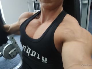 MuscleGeisha () Musclegeisha - chest pump from thursday dont you love how it moves living muscle 07-11-2020-6