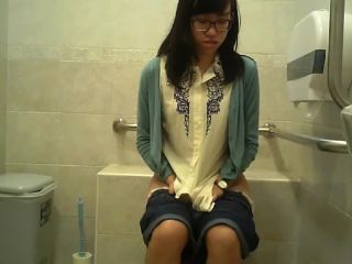 Online Tube Voyeur in Public Toilet - voyeur-6