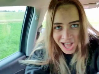 MollyKelt - Unexpected sex in the car on the way to college-6