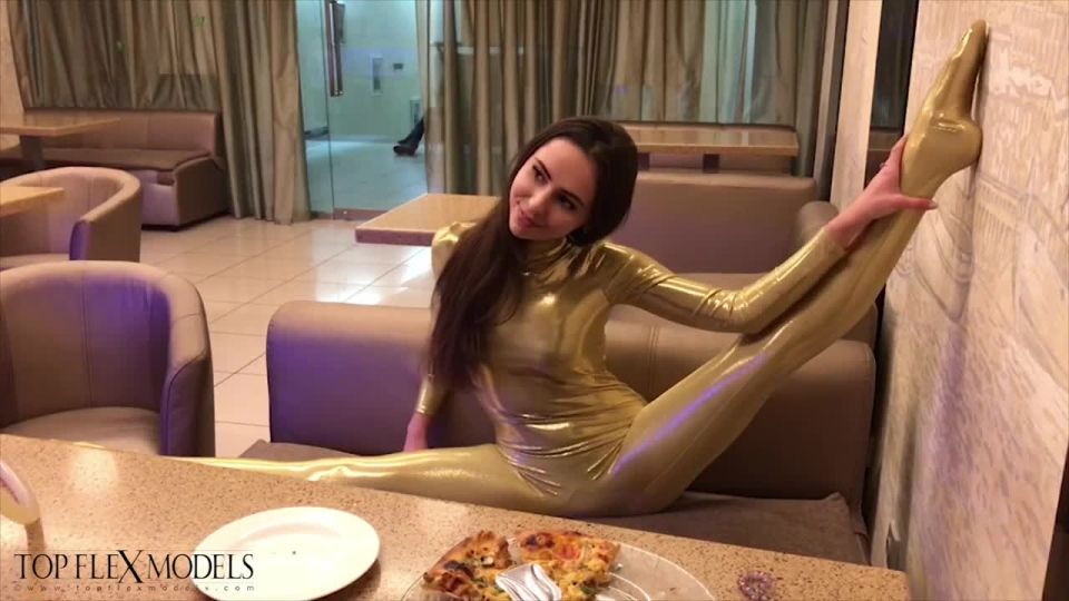 Ruslana flexible spandex fun