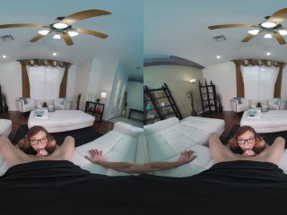 Katie Kush - Fuck Nerby Stepsis Ass - VR Porn (UltraHD 2K 2021)-1