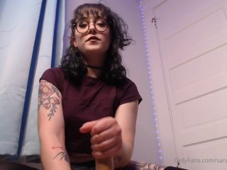 Saradoesscience - i lost a bet to my brother and he said i have to jerk him off for my punishment ew i can 21-02-2023-3