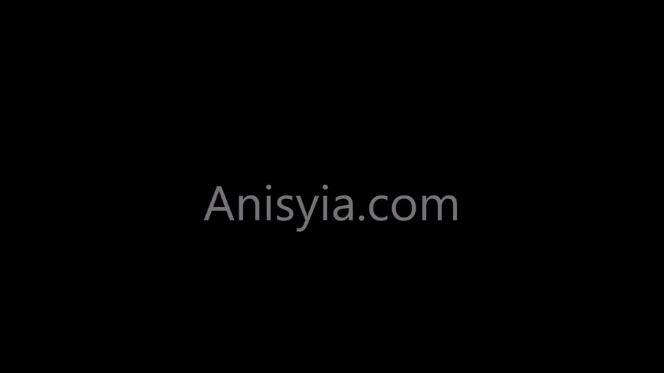 [Amateur] Anisyia Livejasmin feet licking foot fetish sexy yellow lingerie