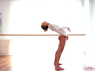 Christen Courtney - Ballerina Brilliant Fucking Amateurporn - Flexible girl-0