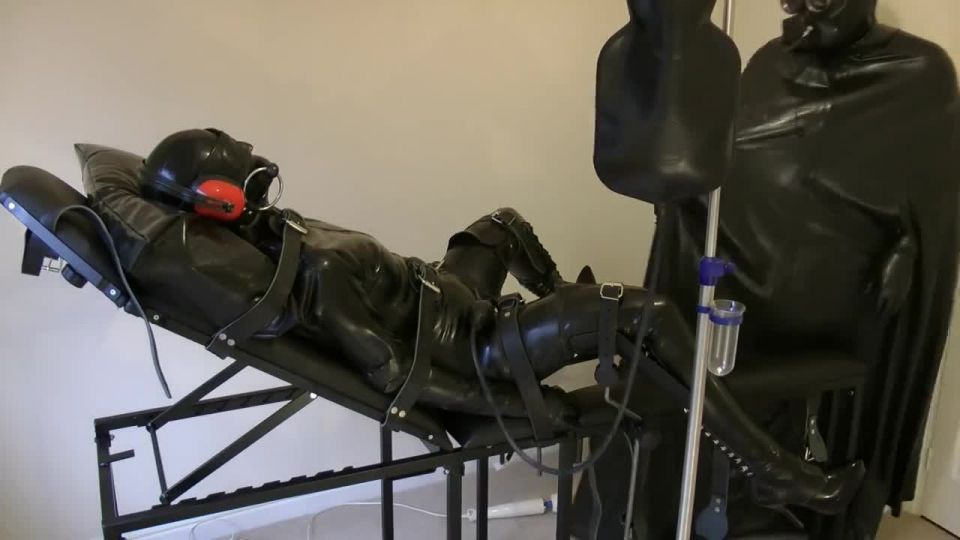 Heavy rubber clinic exam