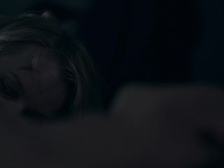 Elisabeth Moss - The Handmaid&#039;s Tale s02e02 (2018) HD 1080p - (Celebrity porn)-9