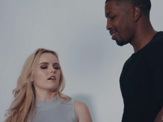 Call Of Booty - Isiah Maxwell And River Fox-1