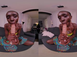 Hot African Girl On Her Couch Needs Some Dick Gear vr - [Virtual Reality]-4