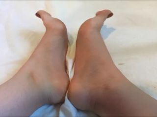 Sexy pale teen showing off toes high arches and wrinkled soles red toe …  1080p *-0
