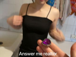 [GetFreeDays.com] The Realtor Knows His Stuff. Showed The Apartment And ...  Part 1 casting curvy just the tip porn-4