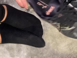 online adult video 41 thecruelmistress 24-11-2021-2283577425-After a intense workout my feet are so sweaty | thecruelmistress | femdom porn milf femdom-2