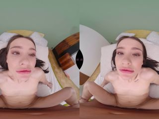 Matty Mila Perez - Bedtime With Matty - VRSexperts, VRPorn (UltraHD 4K 2024) New Porn-4