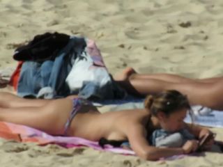 Three hotties in thong bikinis on a big beach-5