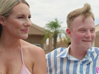 [DatingMyStepson] Bunny Madison The MILF Youd Want To Marry [09.25.23] [1080p]-0